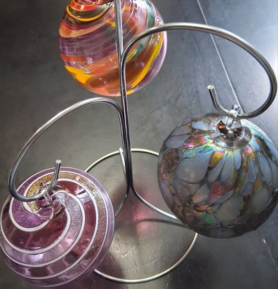 Handcrafted Blown Glass Ornaments/Decor Multicolored    $25ea or 2/$40 - Picture 10 of 16